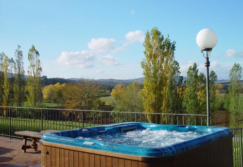 Діяльність, Agriturismo La Sovana in Сартеано