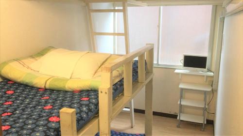 Twin Room with Shared Bathroom