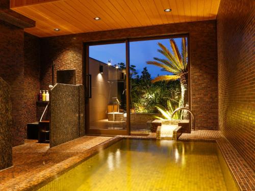 湊小宿 海の薫と AWAJISHIMA