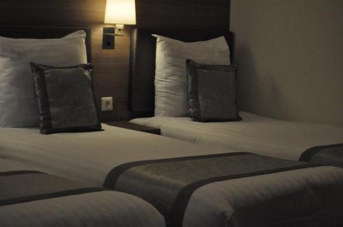 The Concert Hotel - image 3