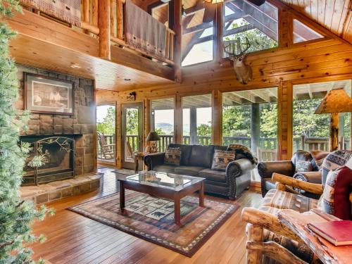 Amazing Grace Cabin - image 12