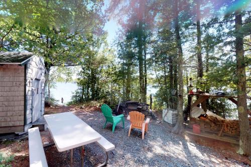 Moosehead Island Cabin - main image