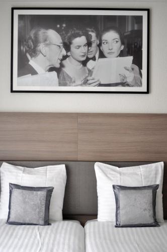 The Concert Hotel - image 9