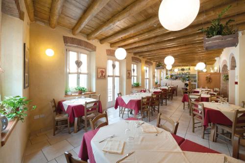 Ételek és italok, Albergo Parigi in Arsie