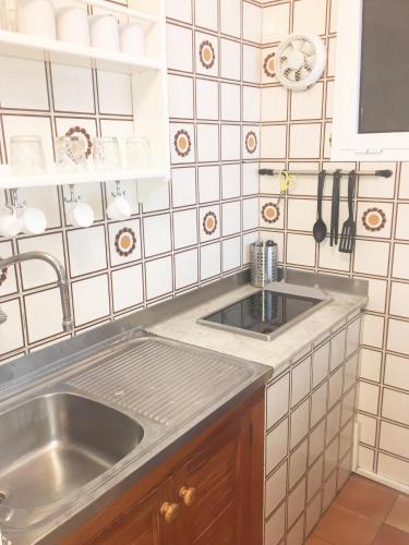 廚房, Apartamentos Albertos in 濱河聖埃烏拉利亞