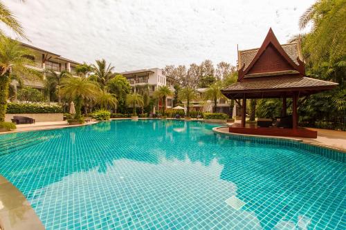 Nai Thon Beachfront Apartments