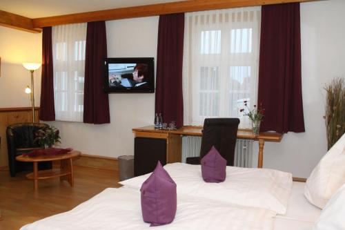 Double Room image 4