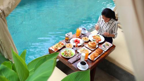 Facilities, SARINA Hotel and Villa in Sangkat Phnom Penh Thmei