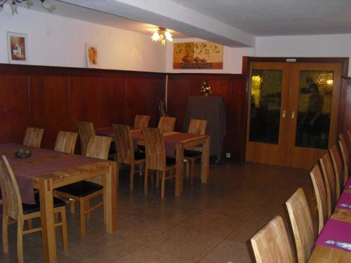 Étterem, Gasthof zum Lahntal in Laurenburg