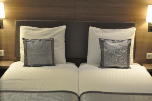 The Concert Hotel - image 11