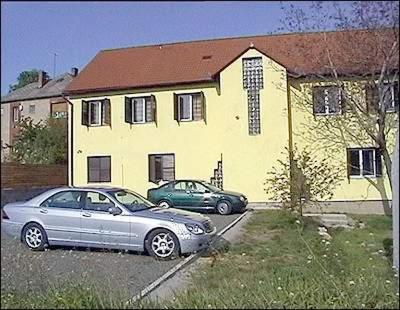 Szamárkút Panzió - image 8