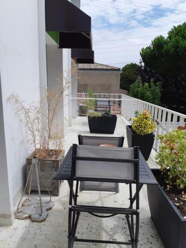 Double Room with Balcony image 3