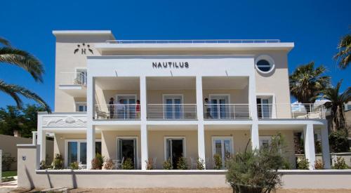 Hotel Nautilus