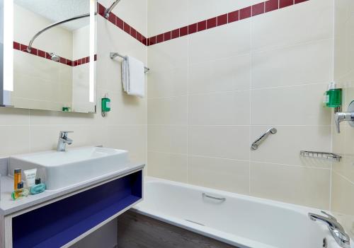 Jurys Inn Sheffield - image 5