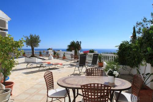 Villa Azalea - main image