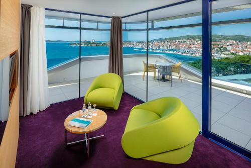 Hotel Olympia Sky - image 11