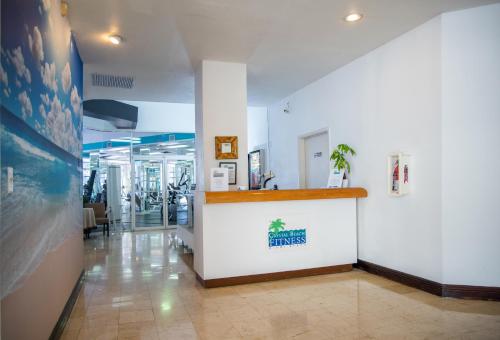 Crystal Beach Suites Oceanfront Hotel - image 6