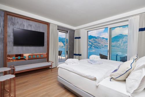 Hotel Castello Lake Front - image 7