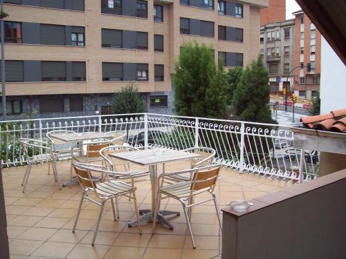 Pension Los Pinos Gijon - Distrito Rural