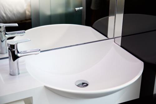 The Z Hotel Tottenham Court Road - image 5