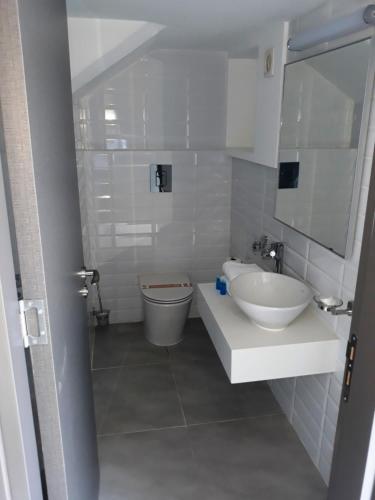 Protaras Plaza Hotel - image 12