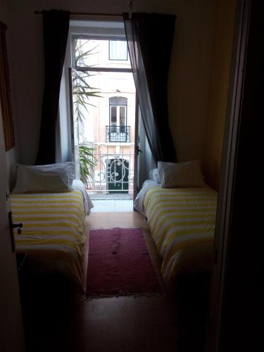 Edith Cavell10 Lisbon Guest House 2
