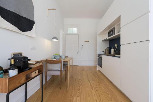 Tripas-Coração, São Bento Apartments 3