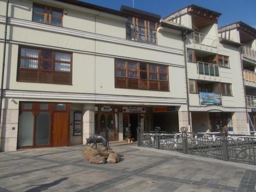  Retron Szinva-Lux in Miskolc