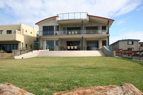 Lennox on the Beach Unit 2A - Lennox Head