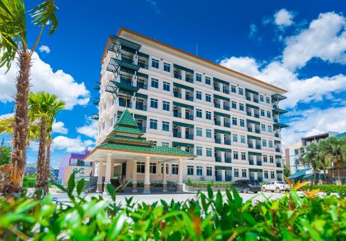 Evergreen Suite Hotel near Parc public de Koh Lamphu