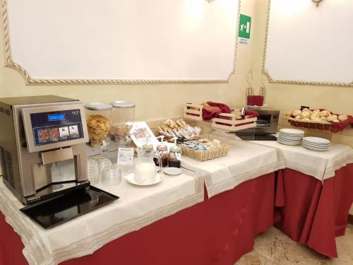 Hotel Villa Rosa - image 12