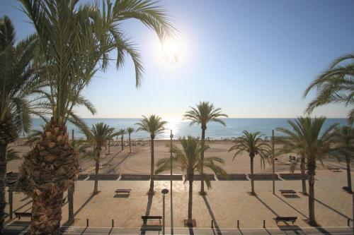  LOTELITO Escucha y disfruta del mar en 1º Línea San Juan Playa, Pension in Alicante