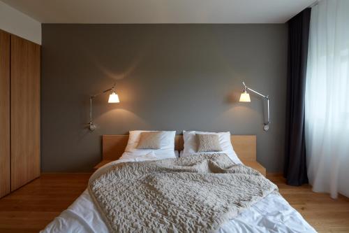 Book the Double or Twin Room with Private Bathroom Double or Twin Room with Private Bathroom