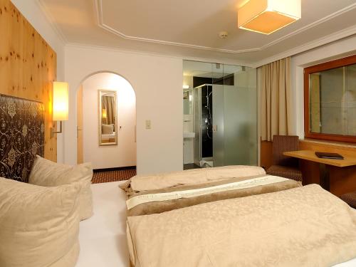 Hotel Burgschrofn - image 3