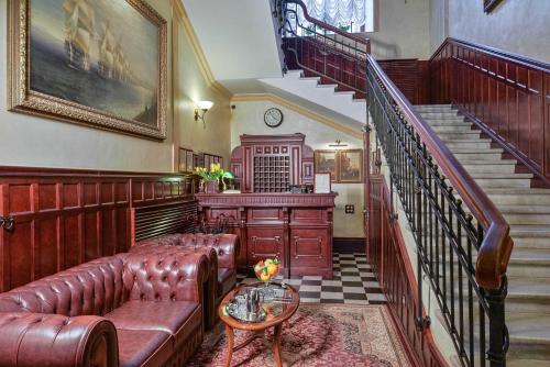 Ayvazovsky Hotel - image 9