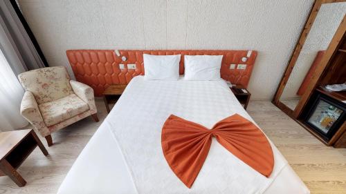Double Room image 9