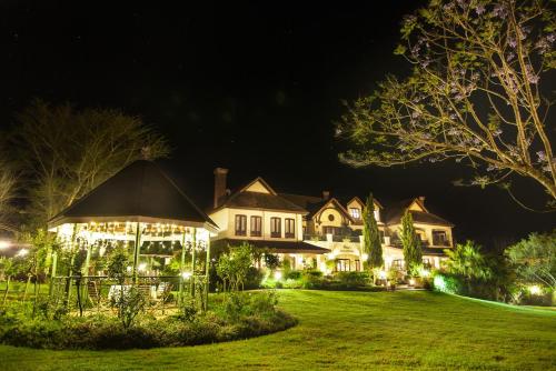 Garden, Oliver's in White River