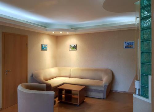 Apartment on Chaikovsky 25