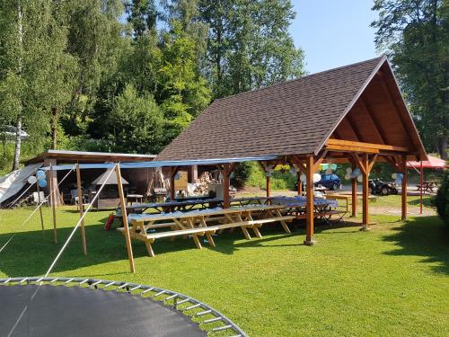 ทัศนียภาพภายนอกโรงแรม, Pension Pod Hrádečkem (Pension Pod Hradeckem) in วิชิเซ
