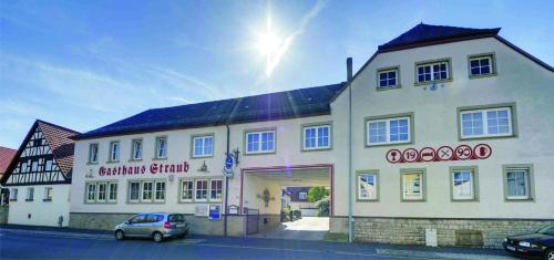 Gasthaus Straub - Accommodation - Grettstadt