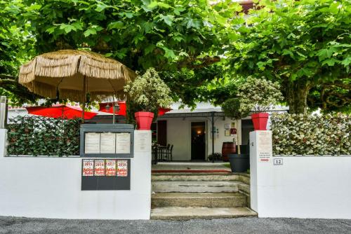 Hotel Auberge l'Estanquet - 출입구