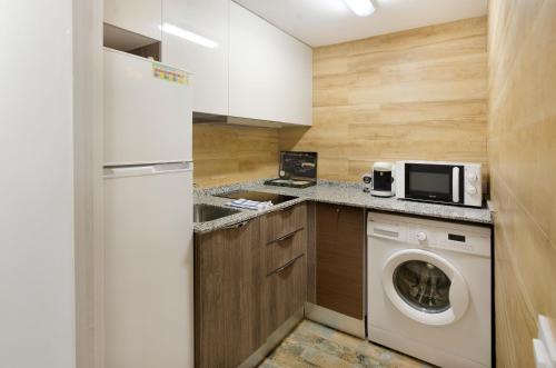 Facilities, Santa Clara Apartments in Girona