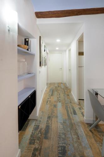 Facilities, Santa Clara Apartments in Girona