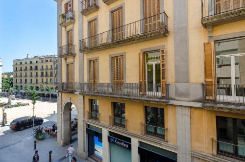 Santa Clara Apartments in Girona