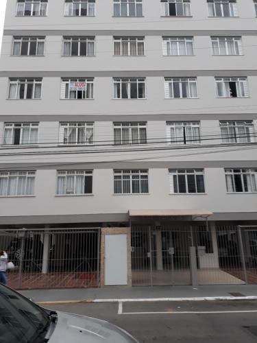One-Bedroom Apartment image 7