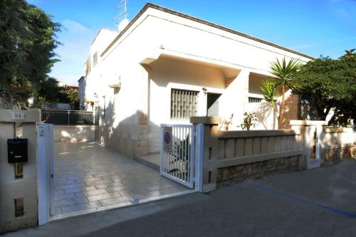  Elis...land... in Torre Canne