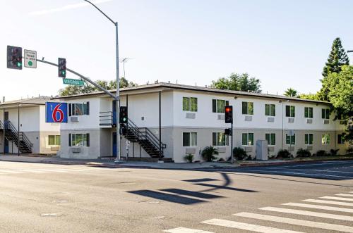 . Motel 6-Modesto, CA - Downtown