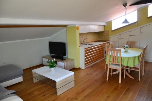Létesítmények, Apartma Louis in Dutovlje
