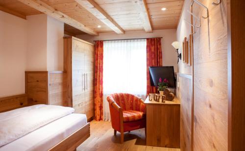Hotel Natur-Landhaus Krone 107m von Maierhöfen entfernt