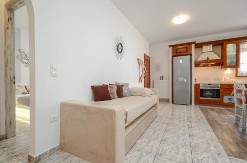 Modern Cycladic Home